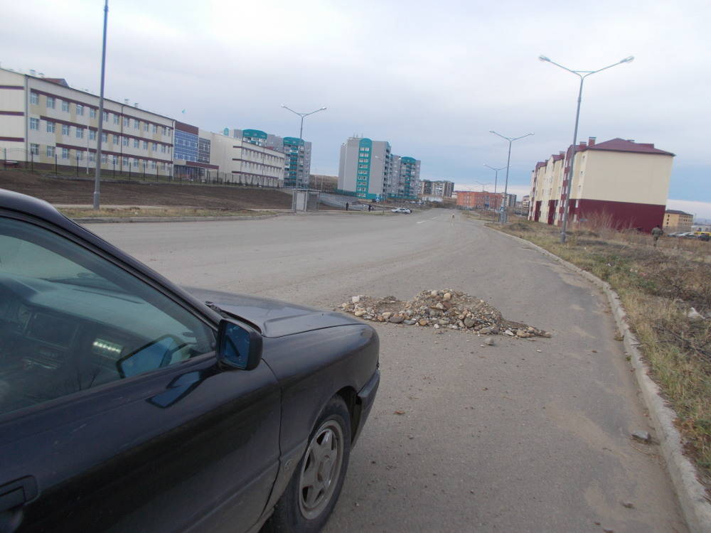 На одной из улиц Усть-Каменогорска есть смертельный сюрприз для водителей