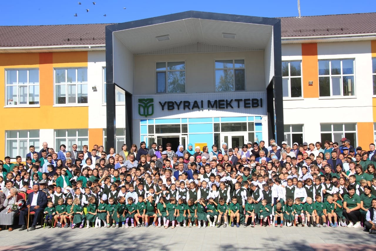 Школы вко. Гимназия номер 2 курчатов. Первоклассники казахстан. Образование в казахстане. Школы вко.