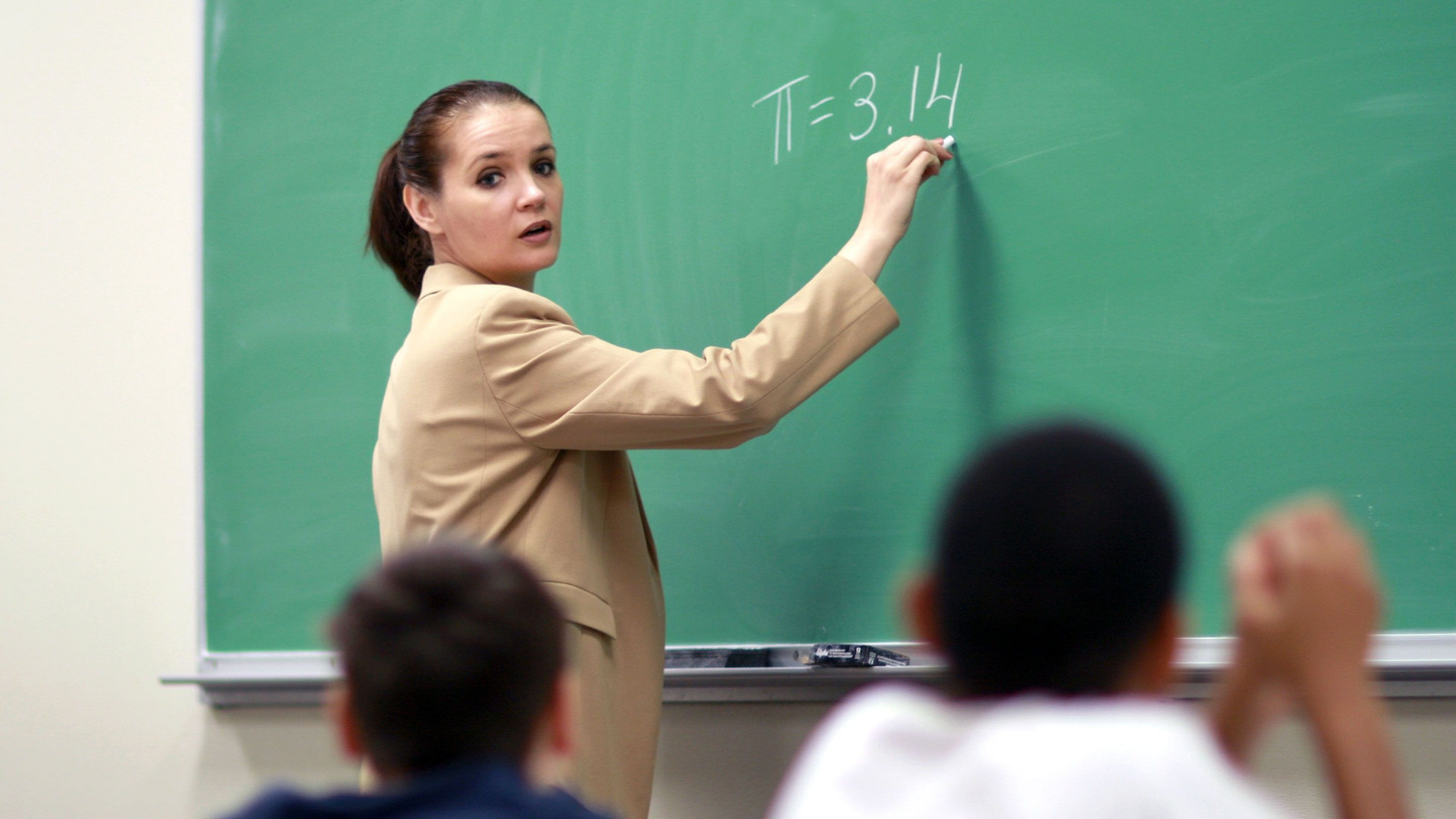 Что делать, если к тебе придирается учитель?