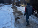 В Усть-Каменогорске коммунальщики призывают горожан подключаться к борьбе с гололедицей
