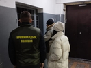 Полицейские ВКО задержали подозреваемую в мошенничестве, скрывавшуюся на протяжении 14 лет