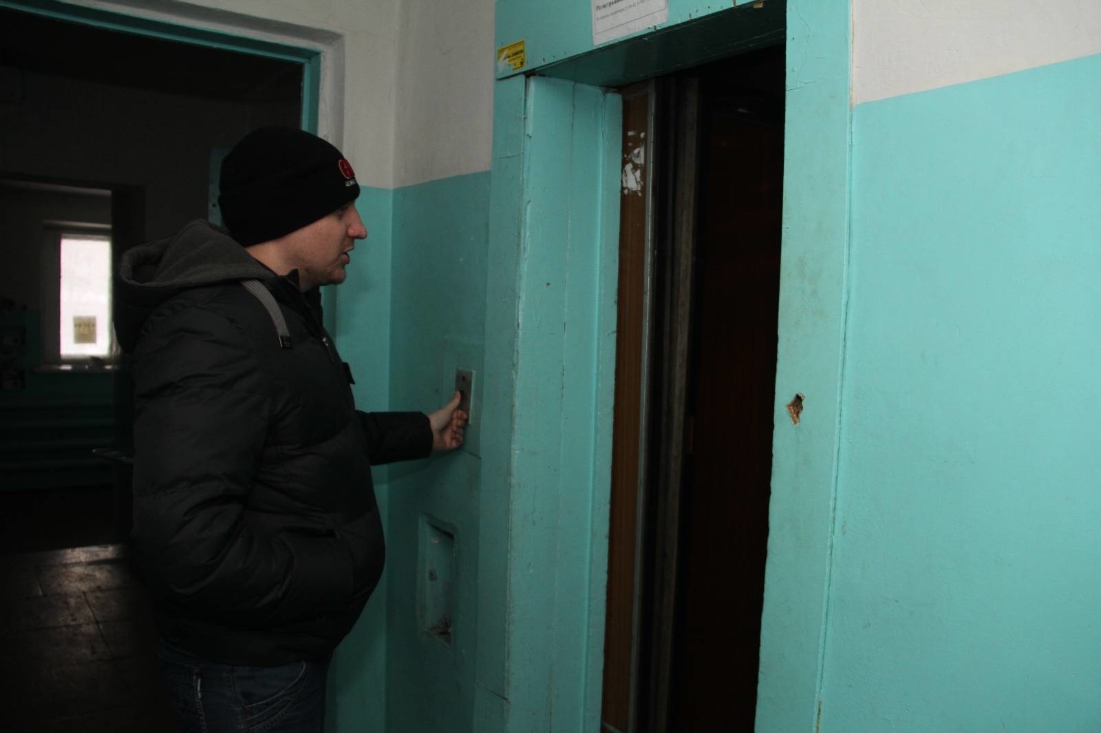 Усть-Каменогорск. С 15 июля во многих домах может погаснуть свет на лестницах и остановиться лифты