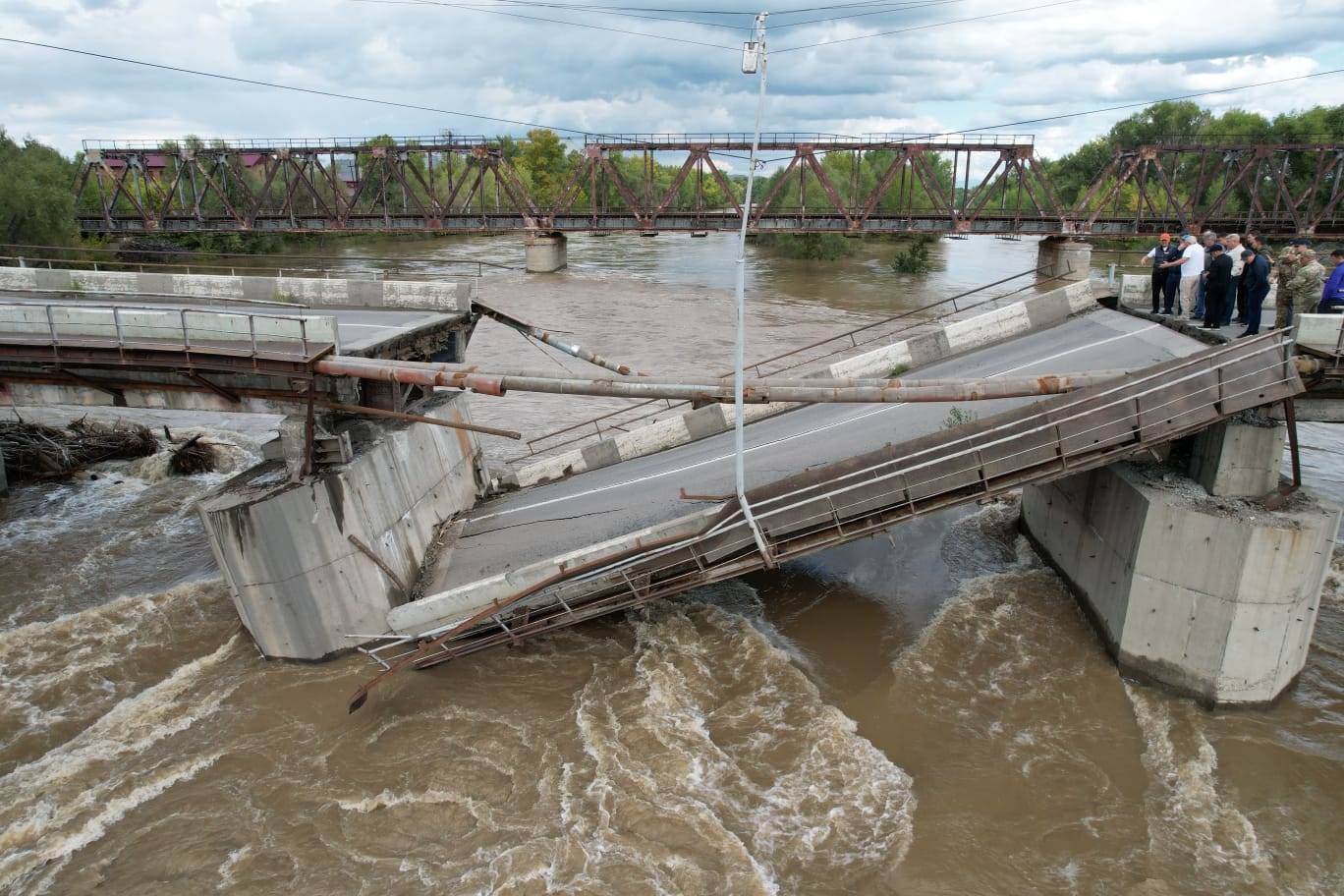 В Усть-Каменогорске после обрушения Шнайдеровского моста провели проверку транспортной отрасли
