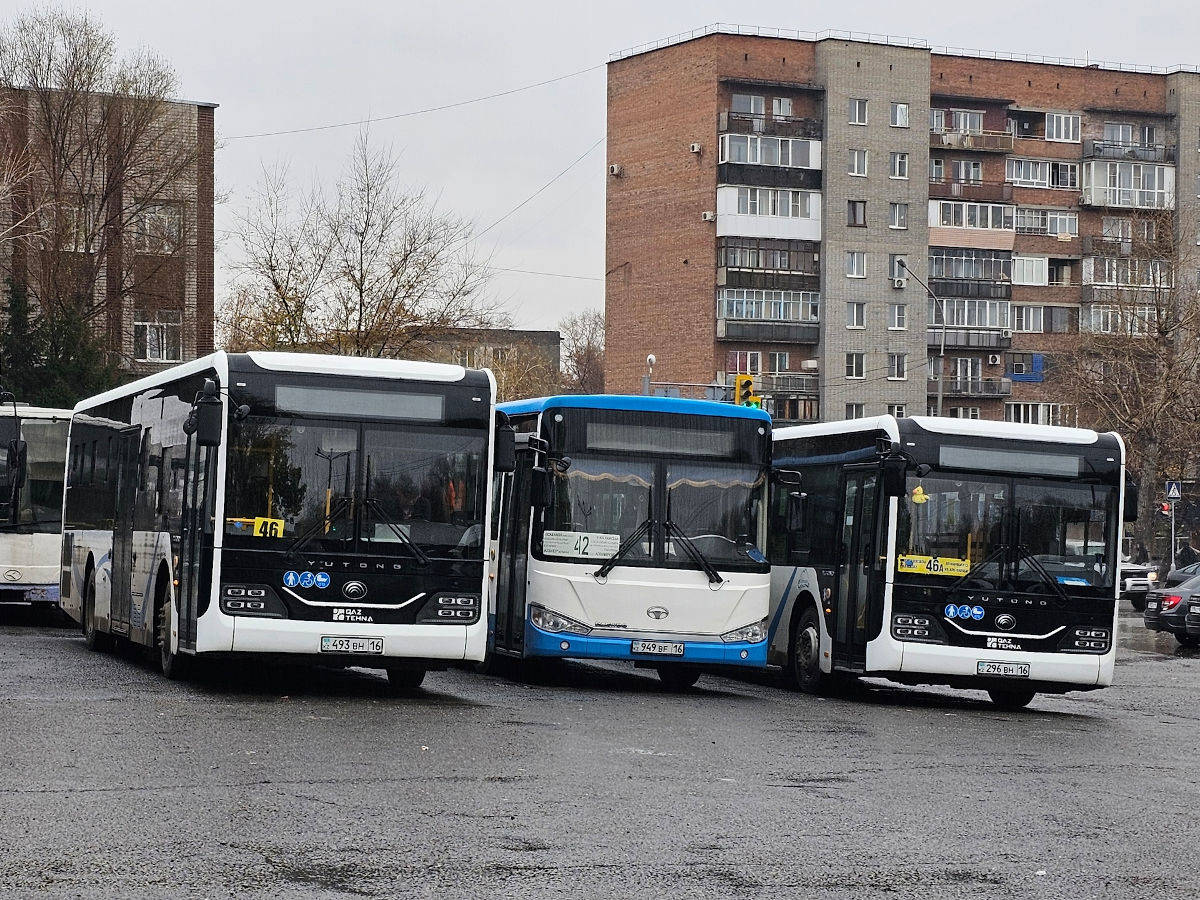 Аким Усть-Каменогорска намерен привлечь для пассажирских перевозок новые компании