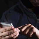 Казахстанцам напомнили: перед покупкой смартфона проверьте IMEI