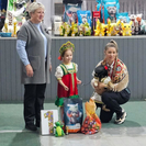 В Усть-Каменогорске выбрали победителя конкурса "Собака и ребенок"