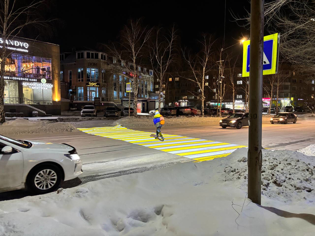 В Усть-Каменогорске появился голограммный пешеходный переход