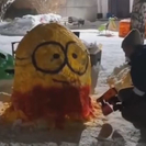 В ВКО жители Белоусовки украшают свои дворы к Новому году 