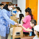 Мишкопад для детей: в ЦМиР привезли подарки от хоккеистов и горожан