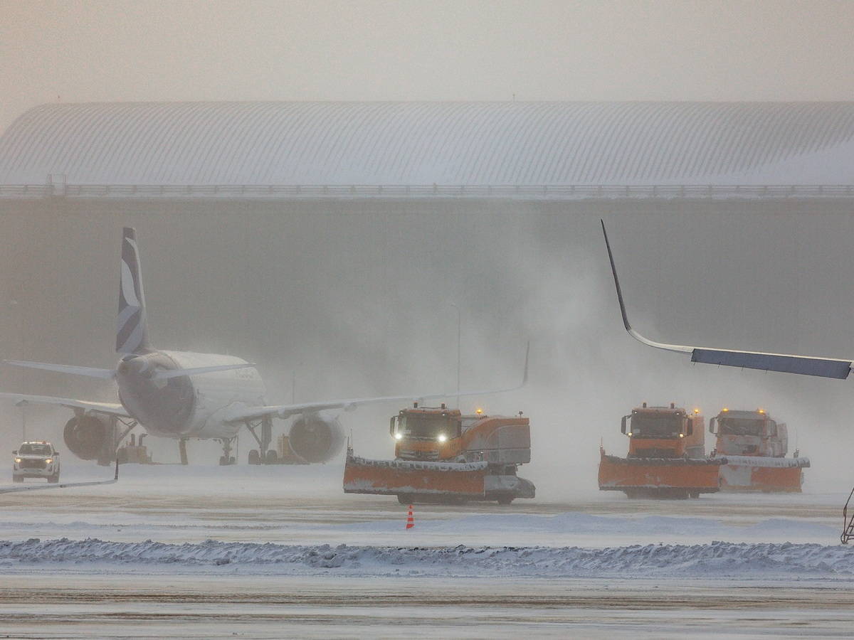 В Казахстане из-за погодных условий задерживаются некоторые авиарейсы