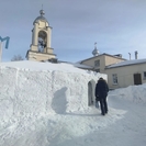 ВКО. Из-за сильных морозов в Риддере для крещенских купаний соорудили купель из снега