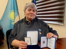 Почтальон из ВКО получила орден «Еңбек даңқы»