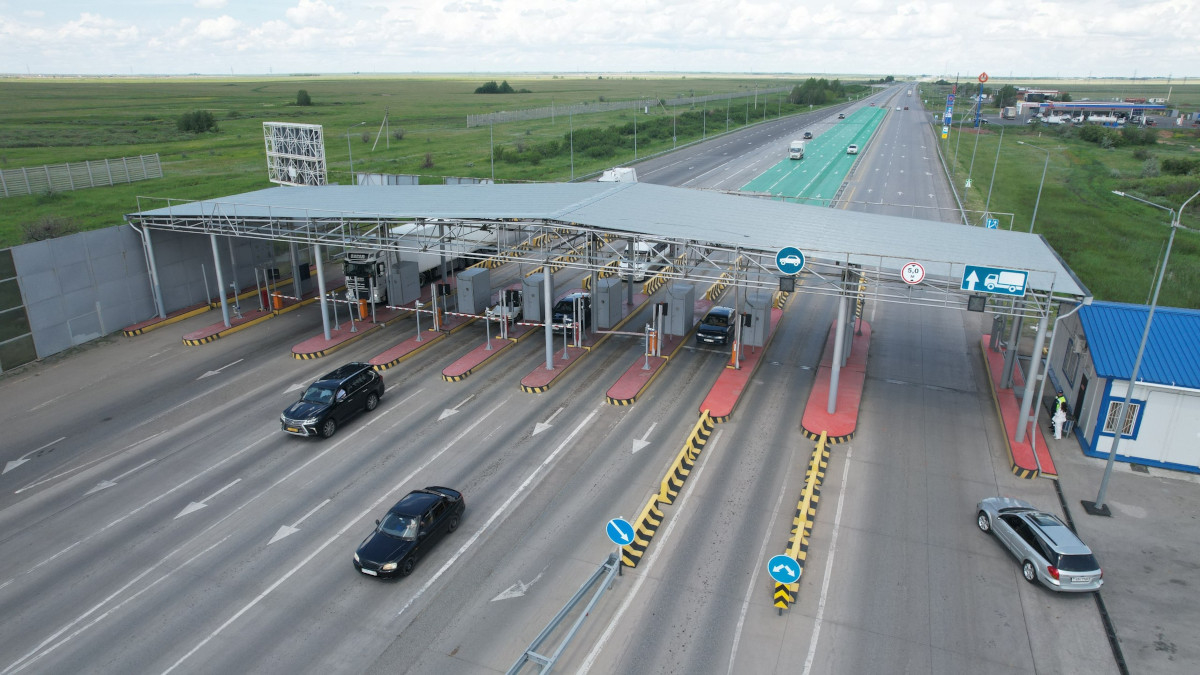 На дефектных отрезках платных дорог приостановили взимание платы