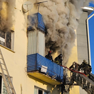 В центре Усть-Каменогорска произошёл пожар: в квартире горит мусор 