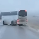 Дорожники ВКО предупредили водителей о резком понижении температуры