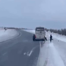 На трассе Усть-Каменогорск – Алматы эвакуировали пассажиров автобуса 