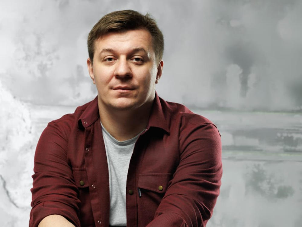 В Усть-Каменогорск приезжает Дмитрий Кравченко, поэт с аудиторией свыше 2,5 миллиона подписчиков