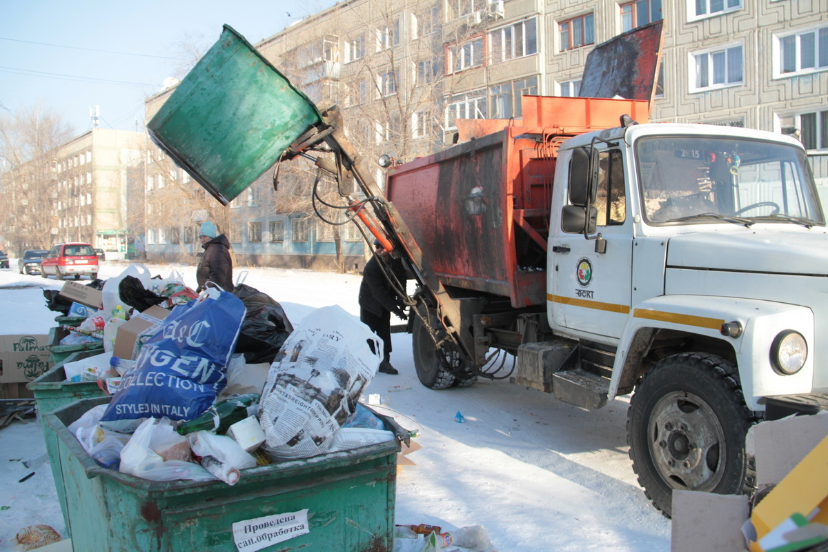 В Усть-Каменогорске жители задолжали свыше 247 миллионов тенге за вывоз мусора