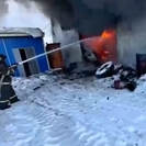 В Усть-Каменогорске ликвидировали пожар в промышленном ангаре