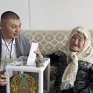 104-летняя жительница отдаленного района ВКО проголосовала на Референдуме