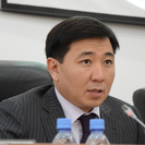 Экс-аким Усть-Каменогорска Жаксылык Омар полностью признал вину в суде