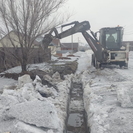 В Усть-Каменогорске жителей просят не выбрасывать мусор в арыки