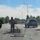 В Усть-Каменогорске приступили к ремонту на Понтонном мосту