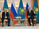 Токаев и Путин провели переговоры в узком составе 