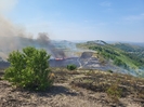 В Усть-Каменогорске тушили крупное загорание травы