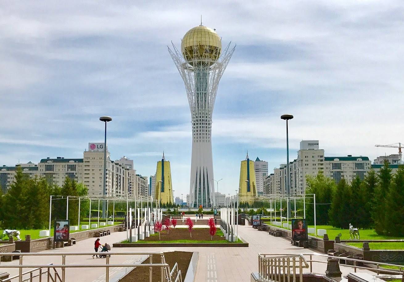 С новой Конституцией Казахстан получил новый государственный праздник