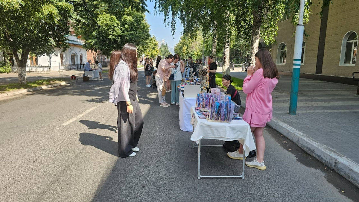 Чайная терапия, йога, телескоп: сегодня в Усть-Каменогорске пройдет фестиваль под открытым небом