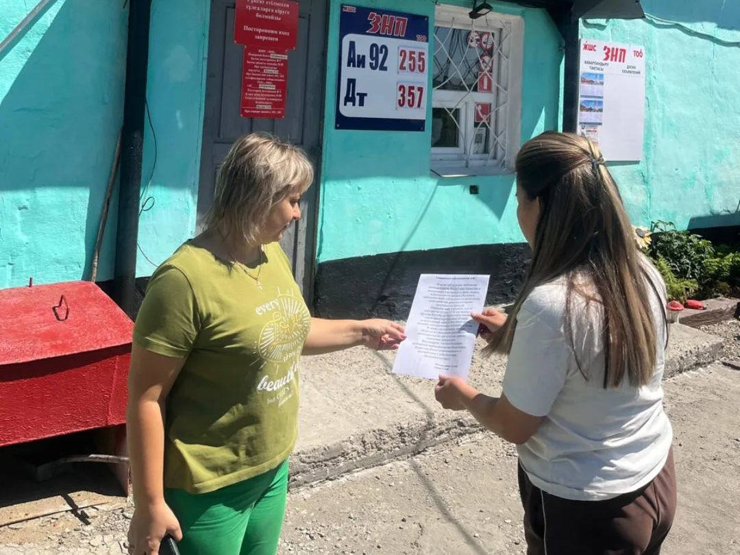 Бензин — только в бак: в ВКО налоговики проводят рейды на АЗС