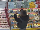 В Усть-Каменогорске в один день обокрали сразу две точки по продаже косметики 