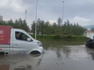 В Астане затопило улицы: потребовалась помощь спасателей 