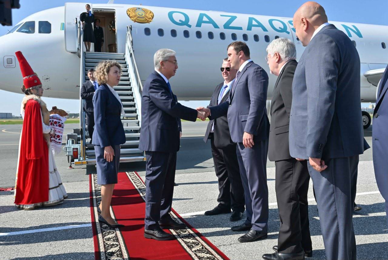 Президент РК Касым-Жомарт Токаев прибыл в Омск