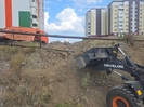 В левобережье Усть-Каменогорска электрокабель прячут под землю 