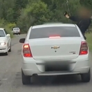 Чуть не выпала из окна авто: в ВКО водителя и пассажирку оштрафовали на Бухтарминской трассе