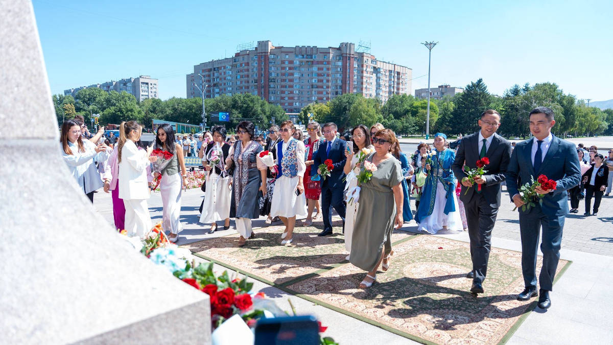 В Усть-Каменогорске почтили память Абая