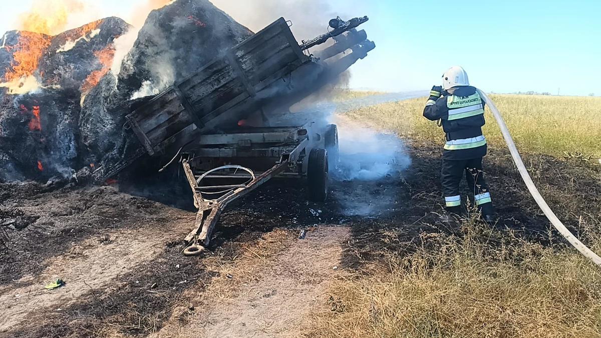 На полях ВКО сгорели более 150 тонн сена