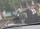 В Усть-Каменогорске автомобиль сбил дорожный знак и вылетел на тротуар 