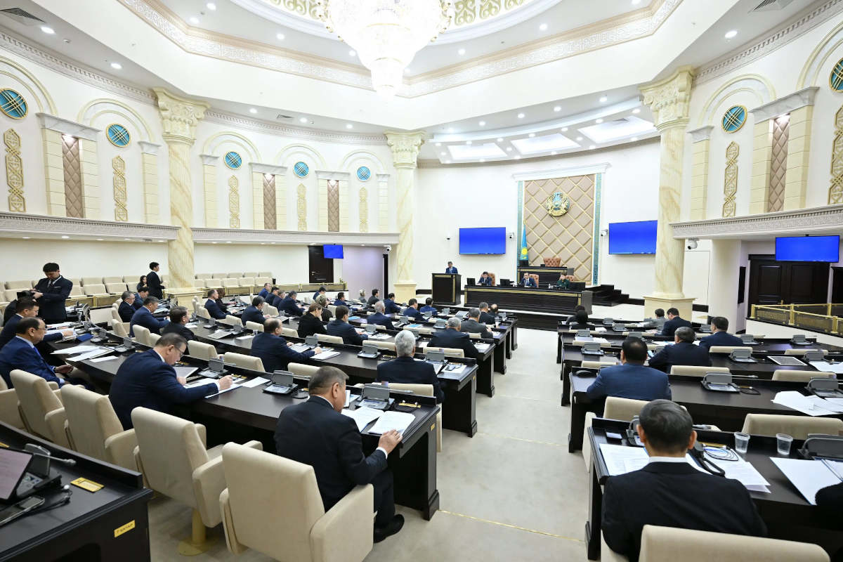 ИИ подключат к законотворчеству в Казахстане