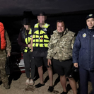 В ВКО спасатели помогли отдыхающим, застрявшим на острове