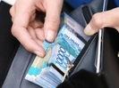 140 тысяч теңге школьному психологу: в Минпросвещения признали проблему с зарплатами