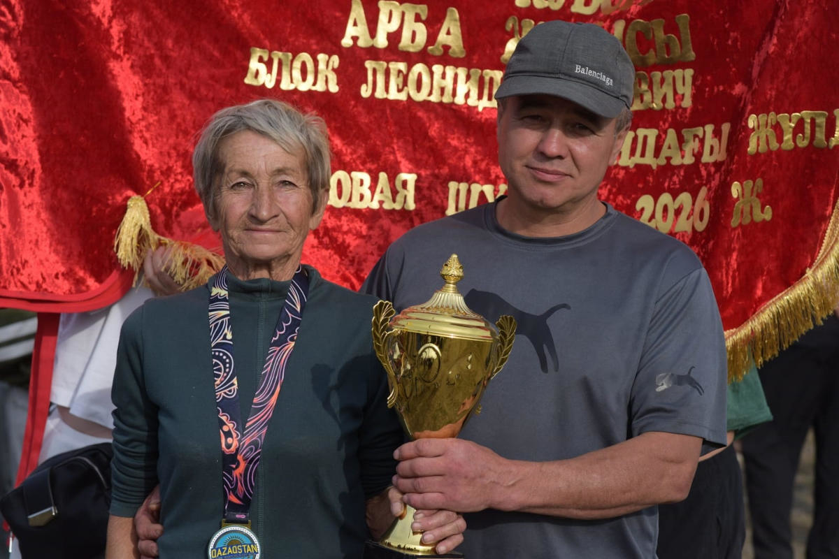 В ВКО 70-летняя наездница стала победительницей заезда