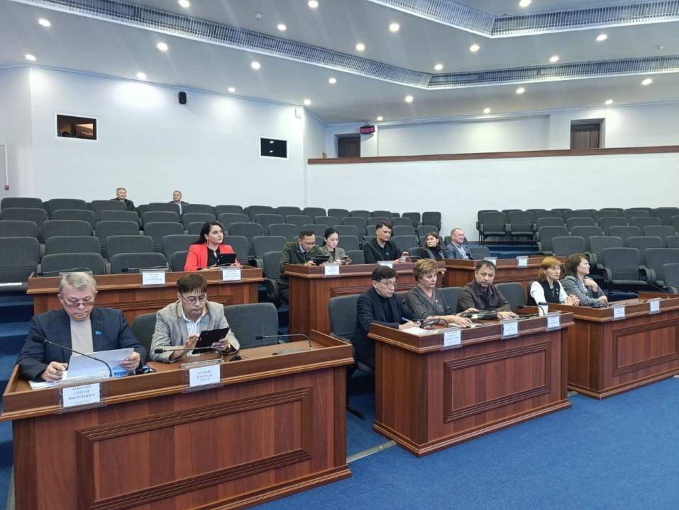 В Усть-Каменогорске выделили дополнительные средства на субсидирование автобусных перевозок