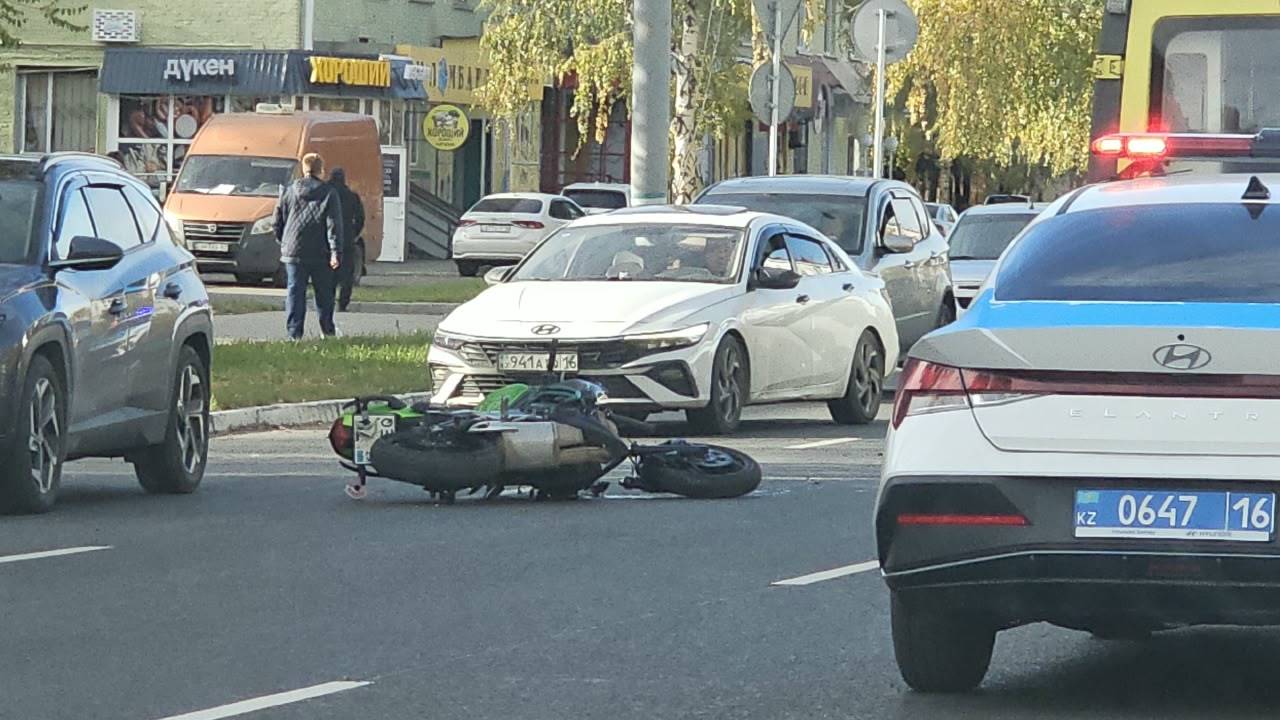 В Усть-Каменогорске произошло ДТП с мотоциклами
