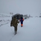 В ВКО автомобили вызволяли из снежного заноса