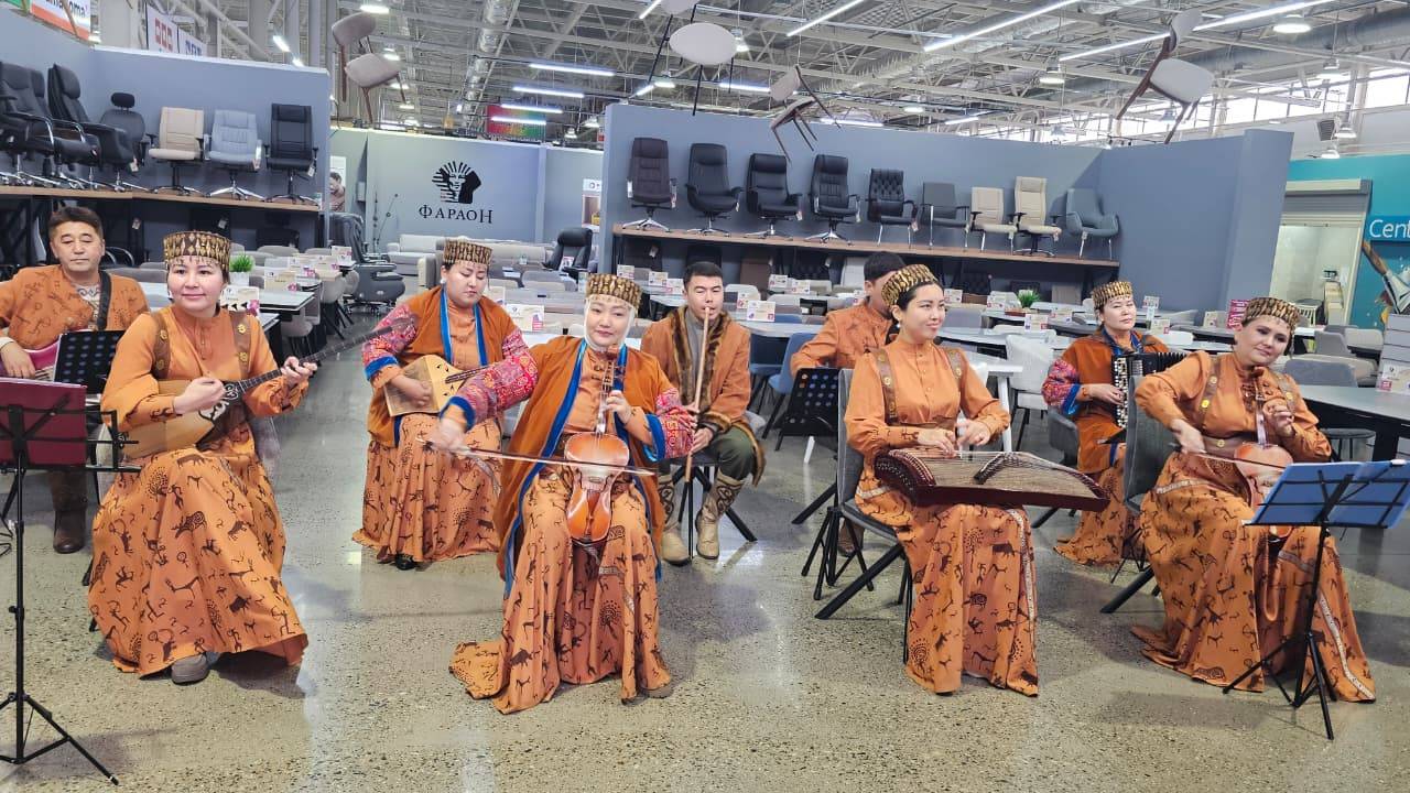 В Усть-Каменогорске стартовали мероприятия в честь Дня Республики
