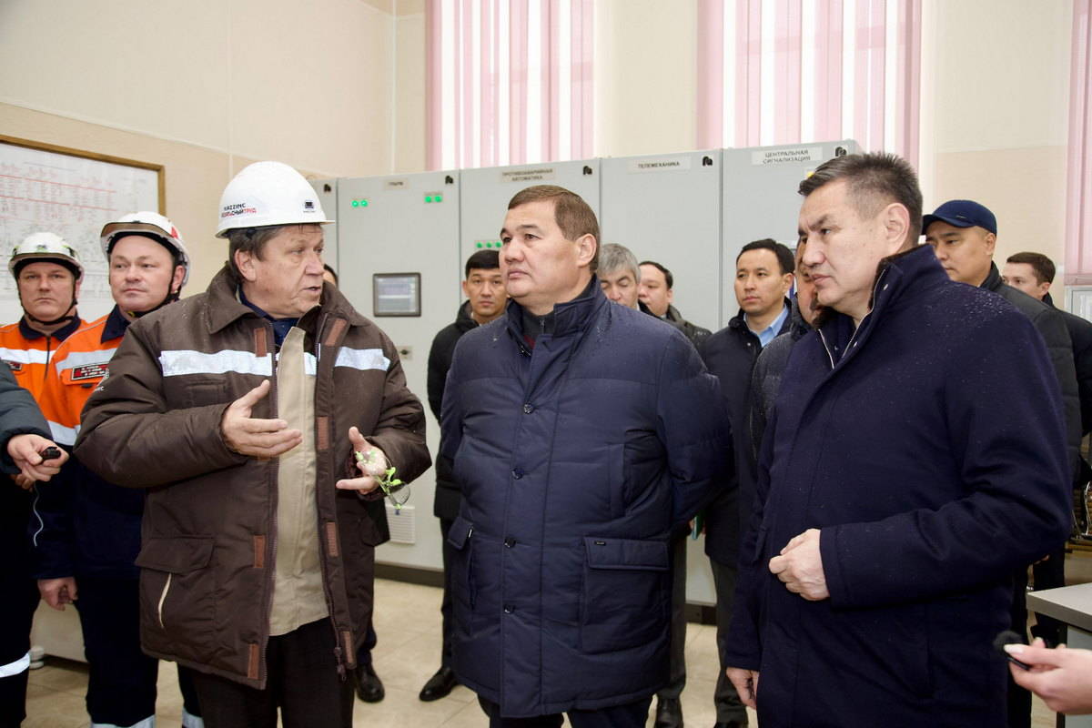 Вице-премьер предложил поднять зарплаты работникам Бухтарминской ГЭС