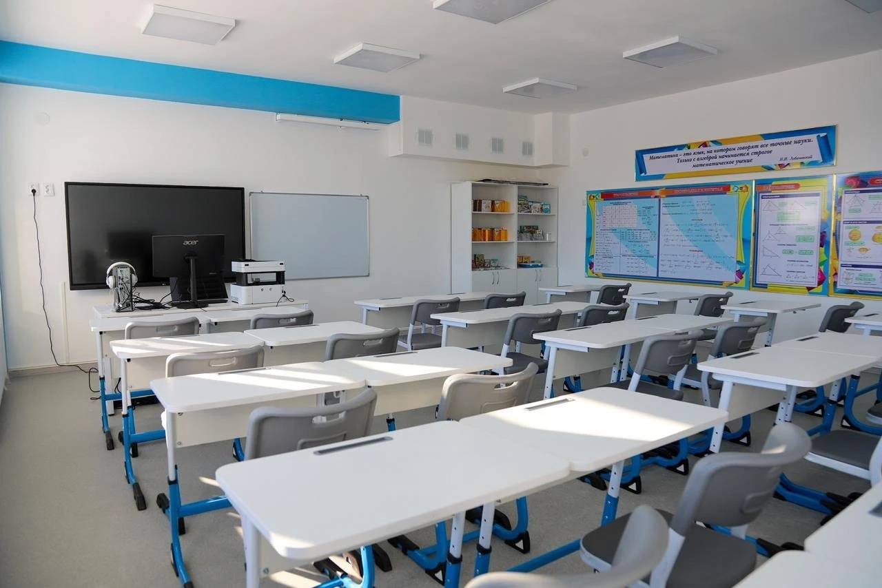 В ВКО для давления на учителей пытаются использовать орган, созданный для их защиты